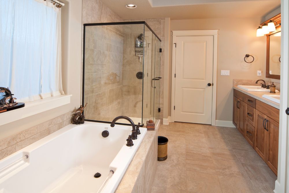 מקלחון זכוכית