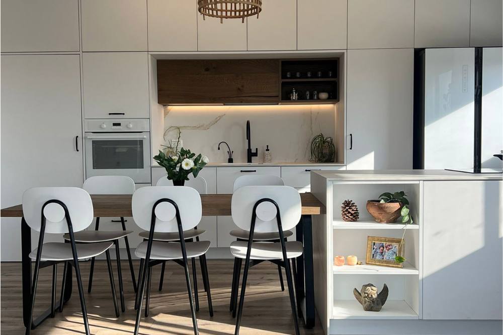 מטבח לבן יוקרתי