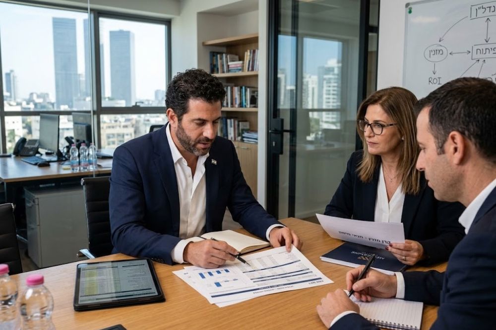 יזם נדל״ן מנתח דוח אפס מול קרן מזנין